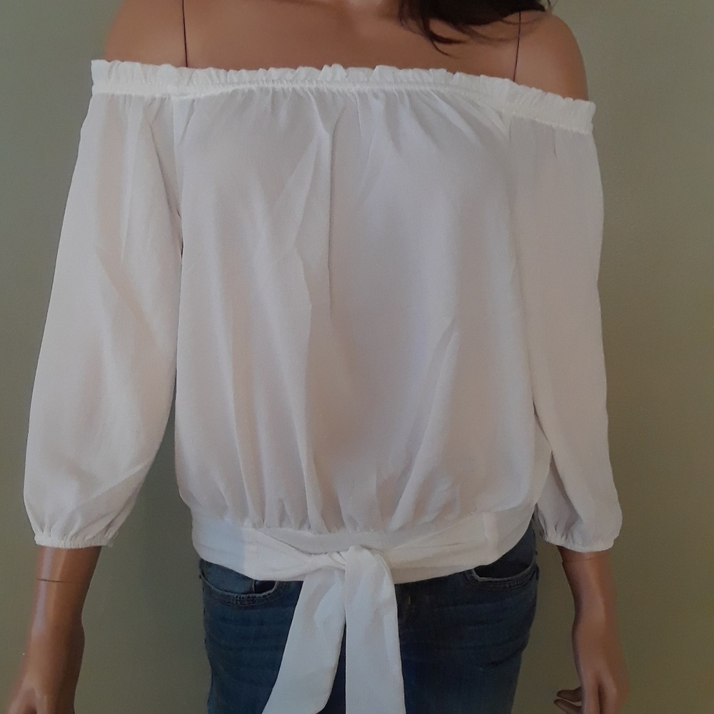 Off the Shoulder Tie Front Top